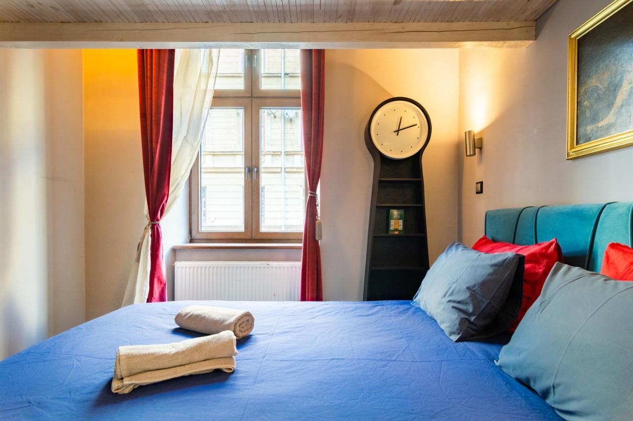 Lilly Apartment Main Train Station Old Town By The Castle Suites 克拉科夫 外观 照片
